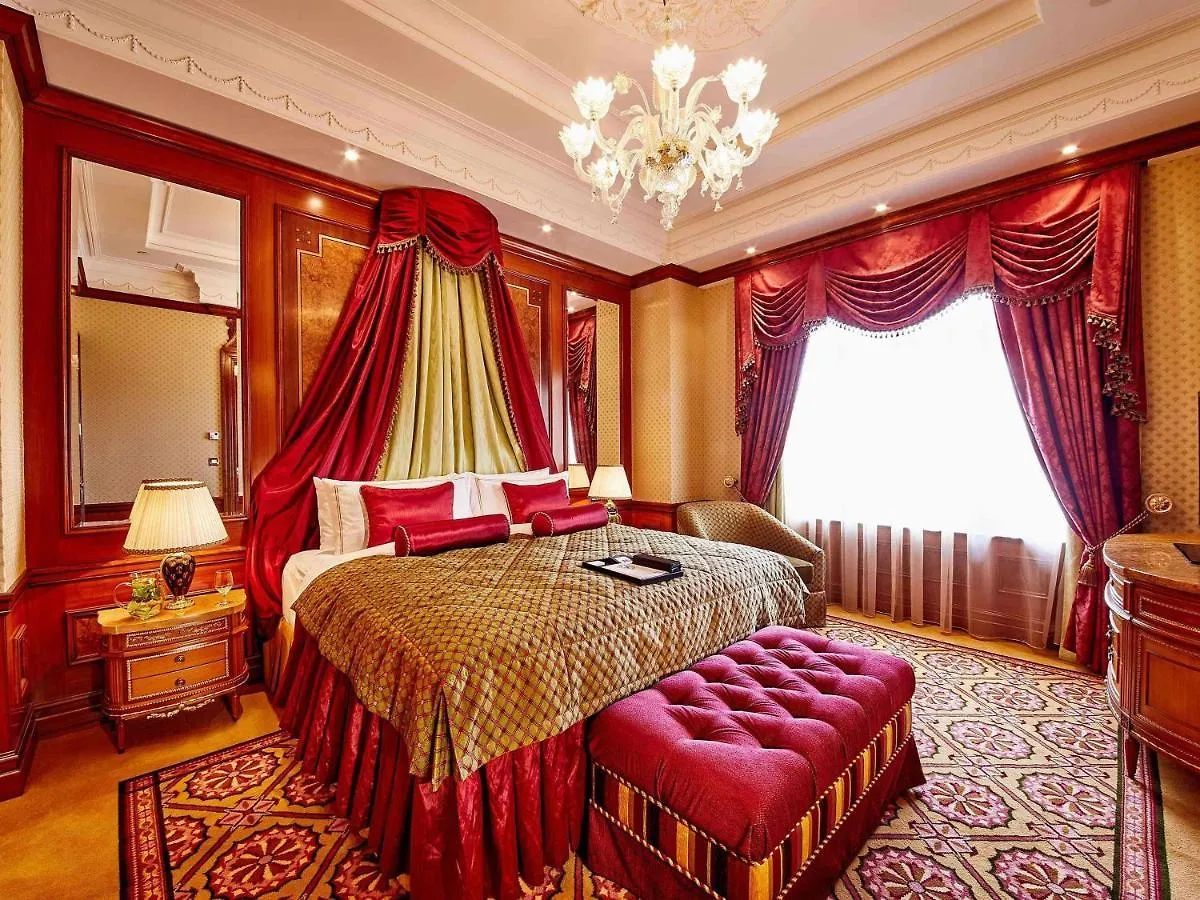 Fairmont Grand Hotel Kyiv