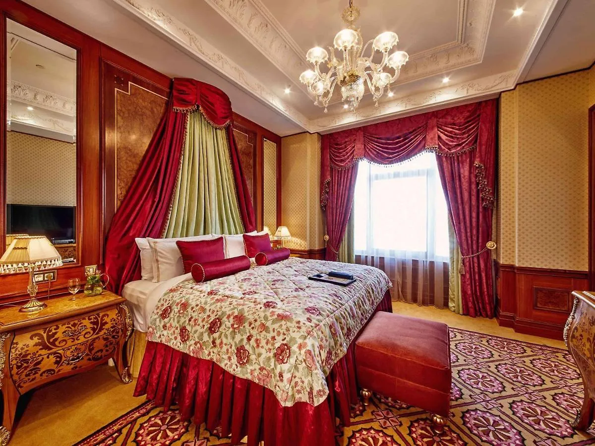 Fairmont Grand Hotel Kiew Ukraine