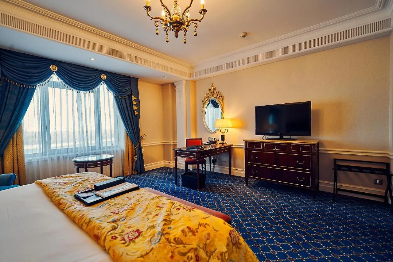 Fairmont Grand Hotel Kyiv