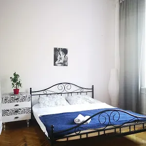 https://pokoje-goscinne-nowy-swiat.warsawhotelspoland.com
