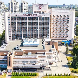 Bratislava Otel