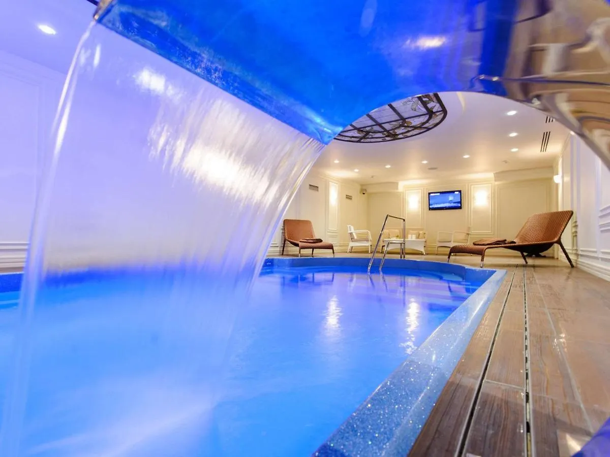 Fairmont Grand Hotel Κίεβο 5*,  Ουκρανία