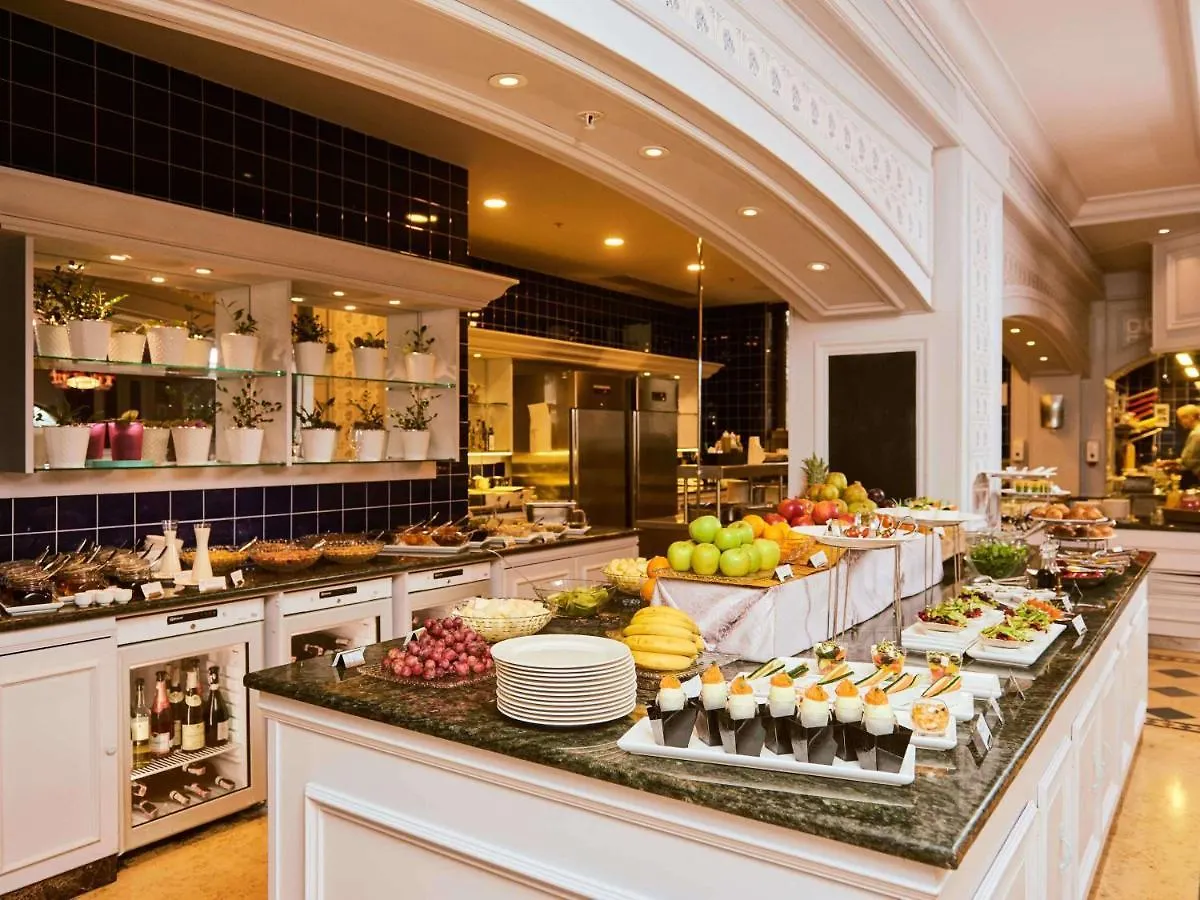 Fairmont Grand Hotel Kijów Ukraina