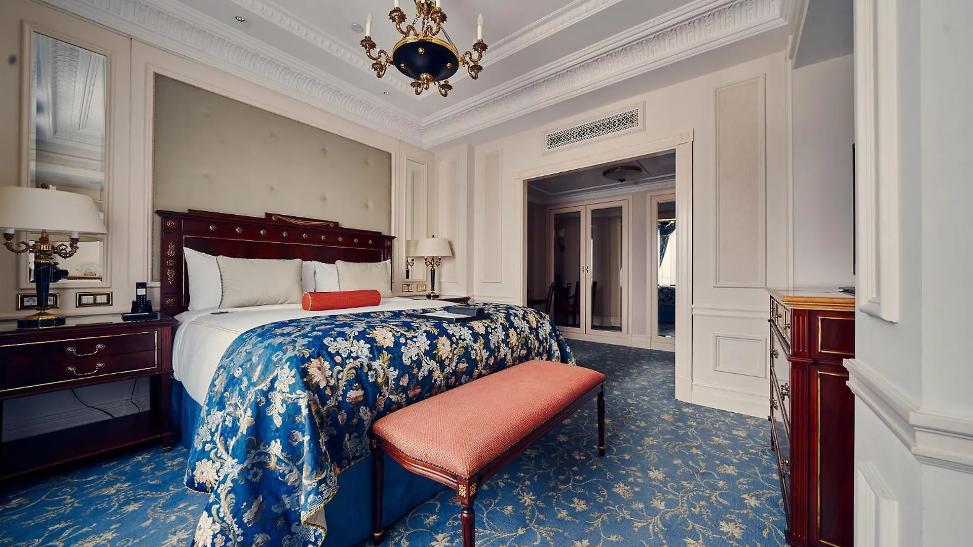 Fairmont Grand Hotel Κίεβο 5*,  Ουκρανία